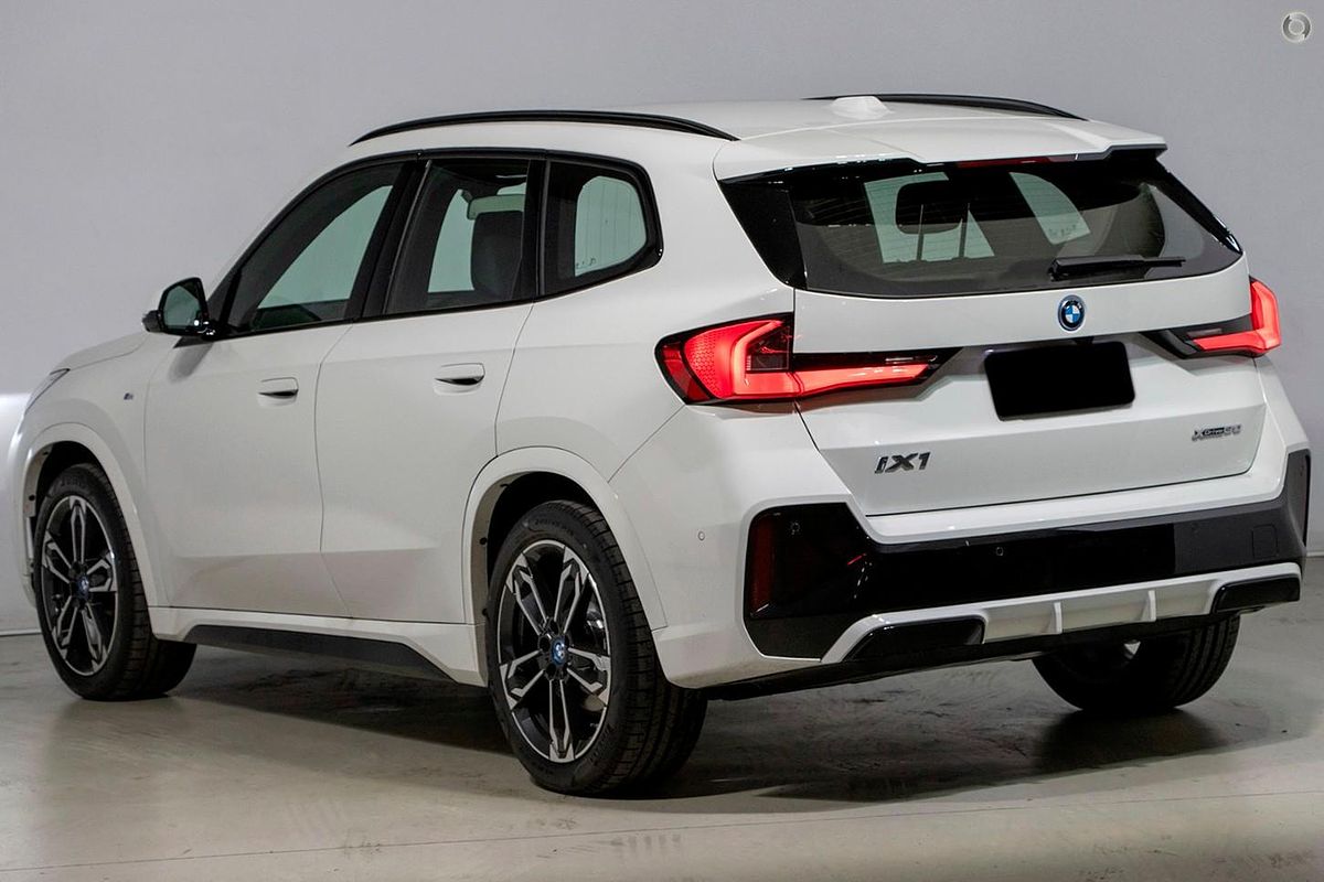 2024 BMW iX1 xDrive30 M Sport U11