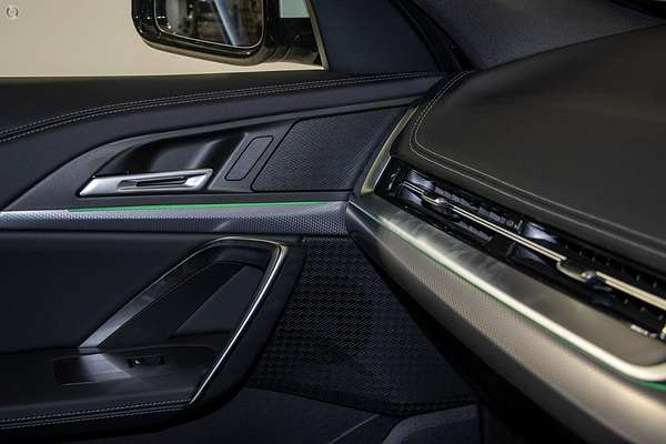 2024 BMW iX1 xDrive30 M Sport U11