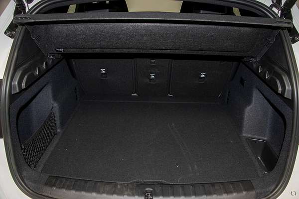 2024 BMW iX1 xDrive30 M Sport U11