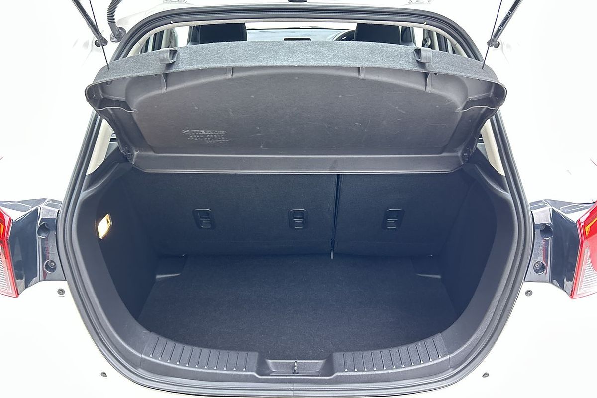 2017 Mazda 2 Neo DJ Series