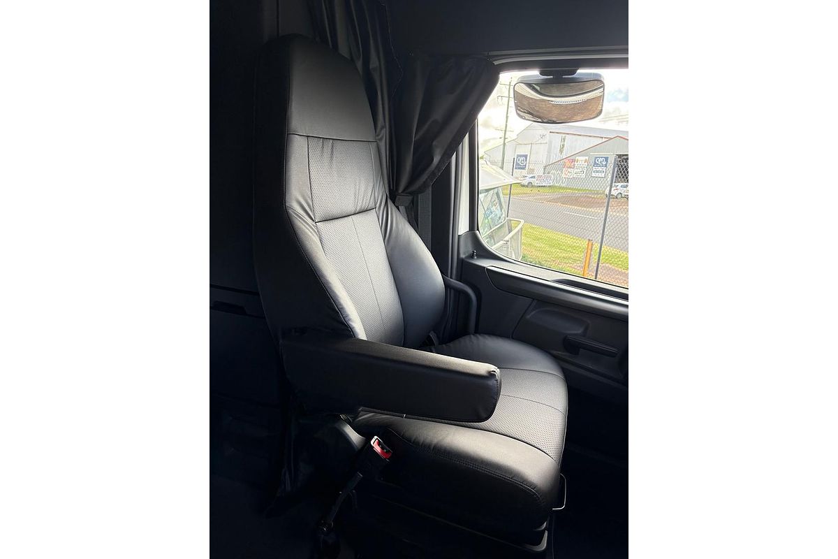2024 Freightliner Cascadia 126
