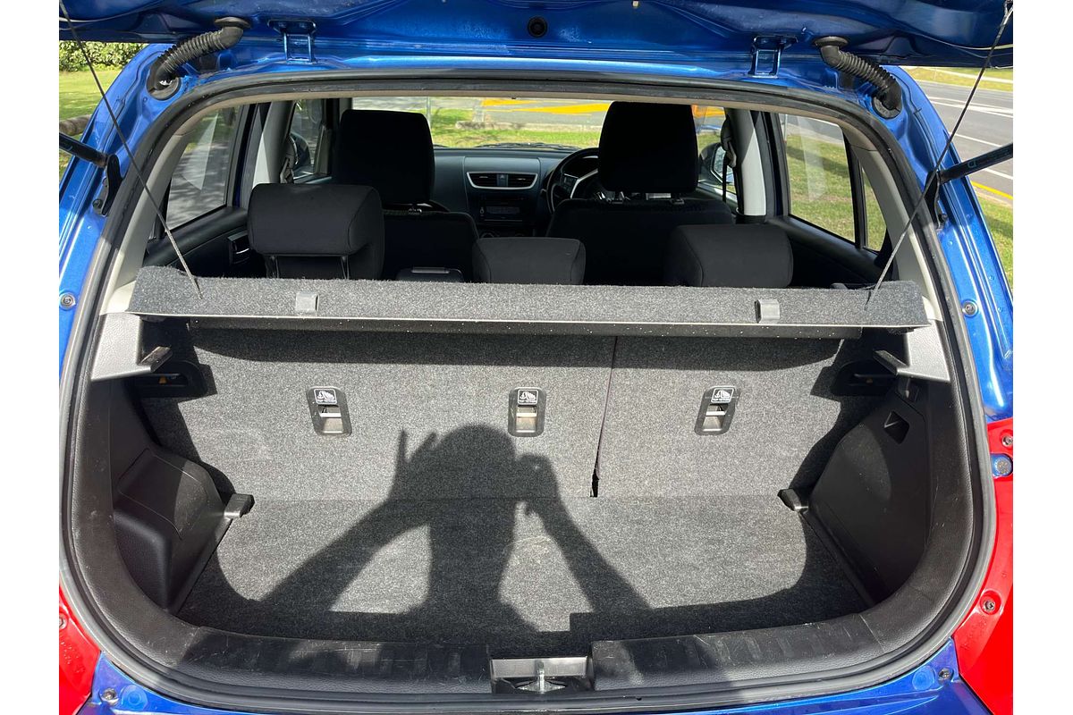 2014 Suzuki Swift GL Navigator FZ