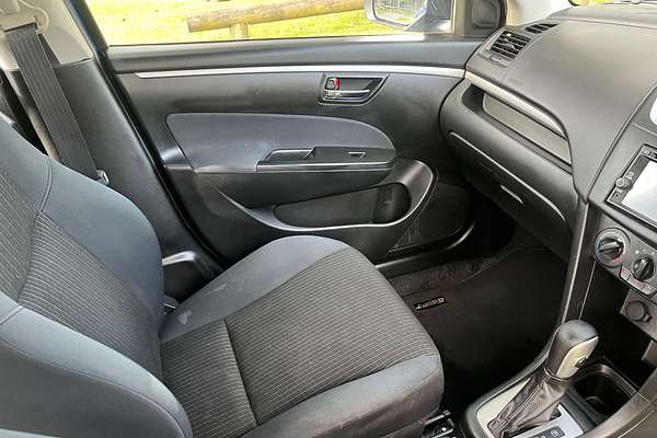 2014 Suzuki Swift GL Navigator FZ