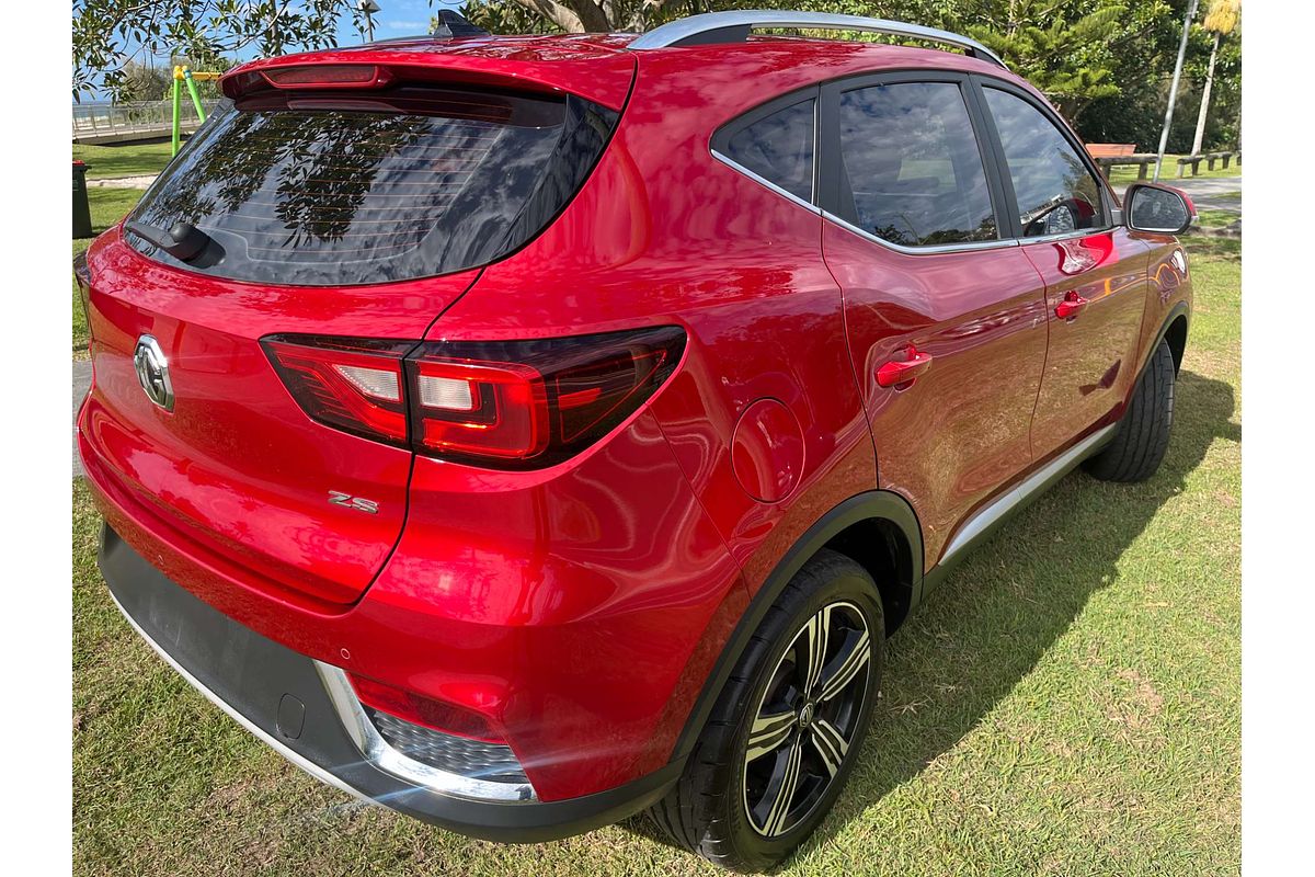 2018 MG ZS Essence AZS1