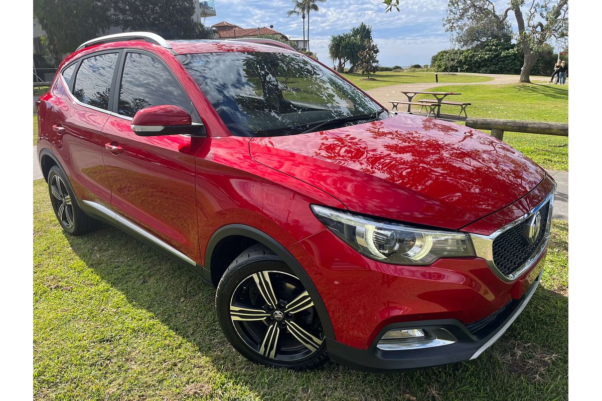 2018 MG ZS Essence AZS1