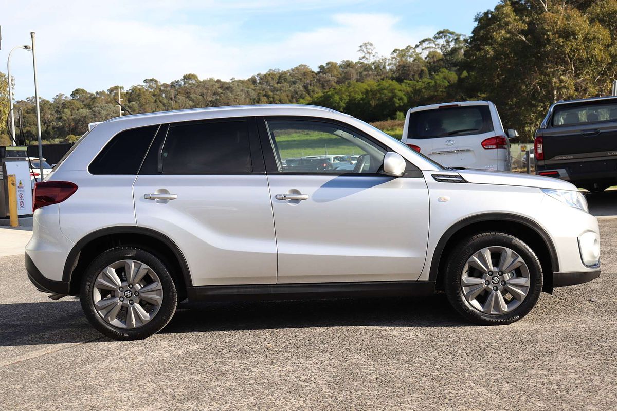 2023 Suzuki Vitara LY Series II