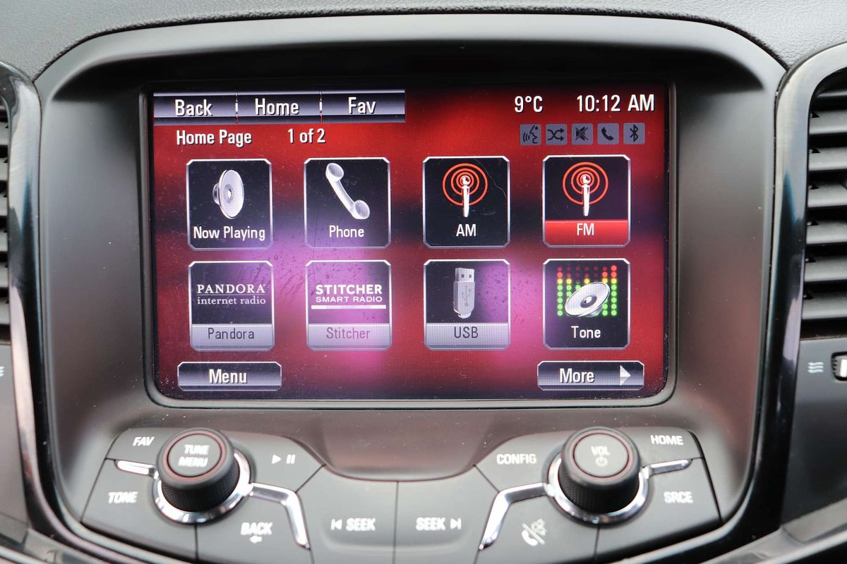 2015 Holden Commodore SV6 VF
