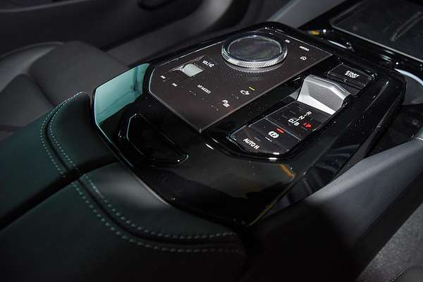2024 BMW i5 eDrive40 M Sport G60