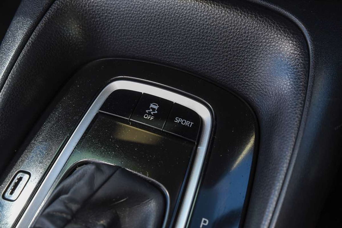 2018 Toyota COROLLA Ascent Sport MZEA12R