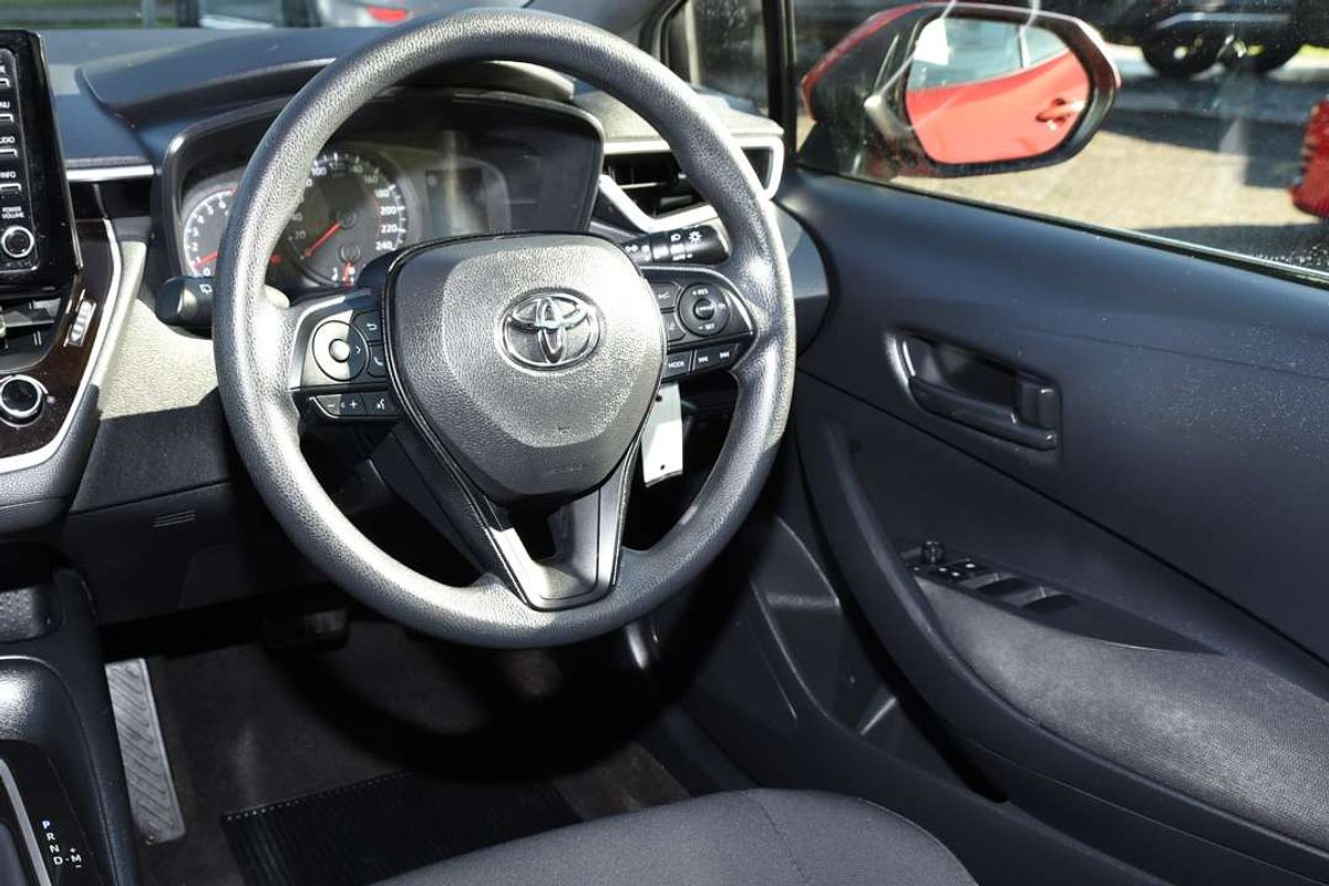 2018 Toyota COROLLA Ascent Sport MZEA12R