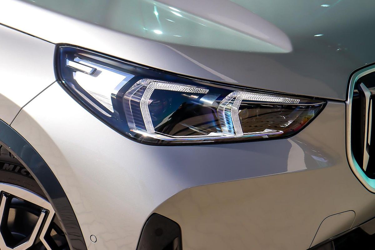 2025 BMW X1 sDrive18i U11