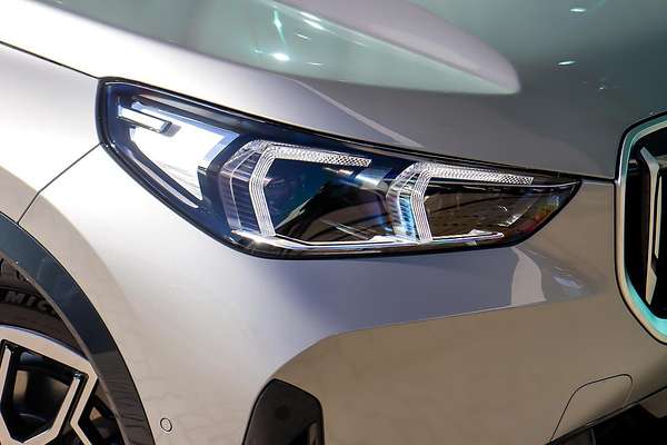 2025 BMW X1 sDrive18i U11