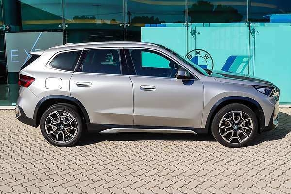 2025 BMW X1 sDrive18i U11