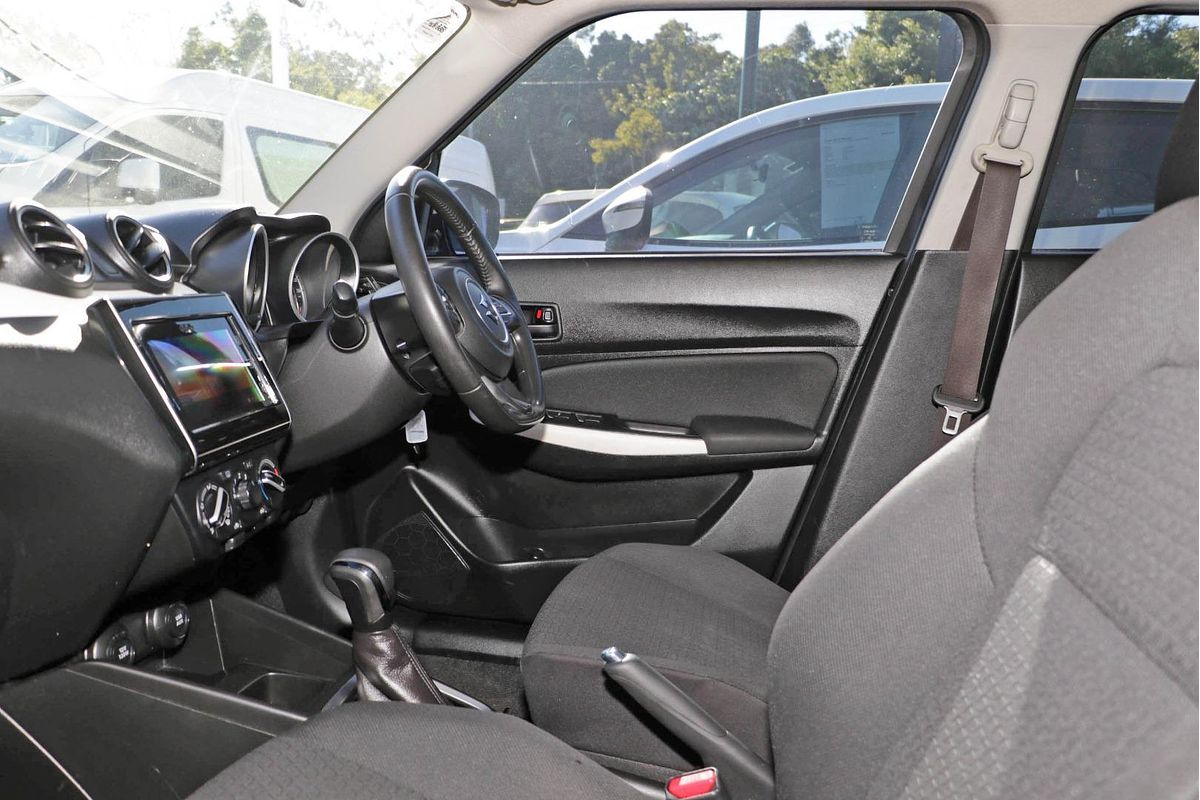2018 Suzuki Swift GL Navigator AZ
