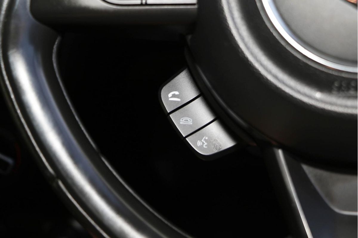 2018 Suzuki Swift GL Navigator AZ