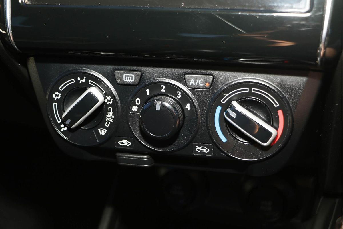 2018 Suzuki Swift GL Navigator AZ