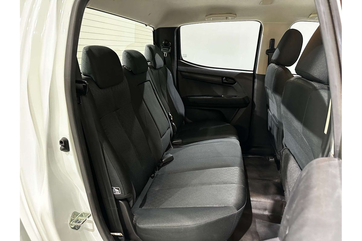 2019 Isuzu D-MAX SX  4X4