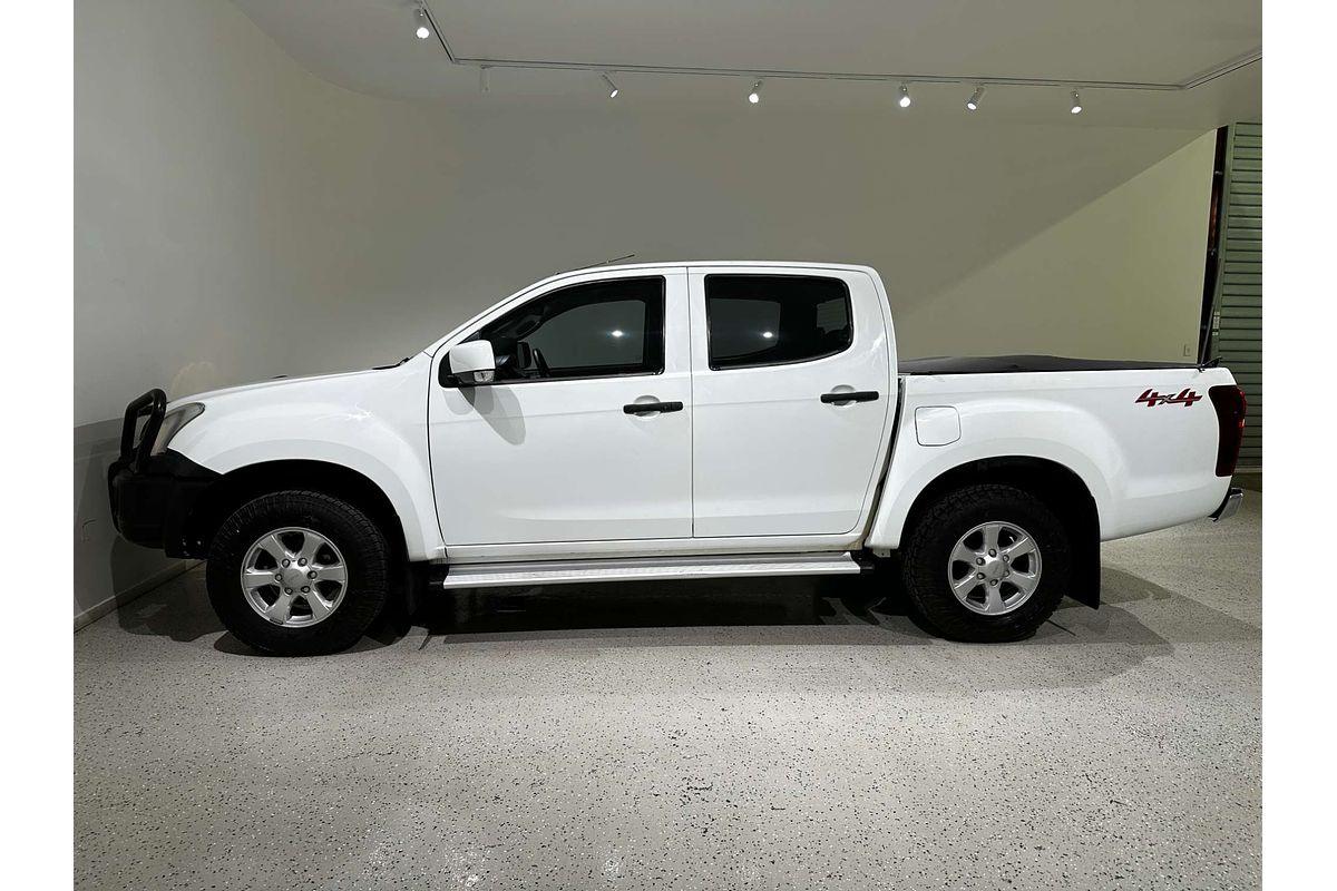 2019 Isuzu D-MAX SX  4X4