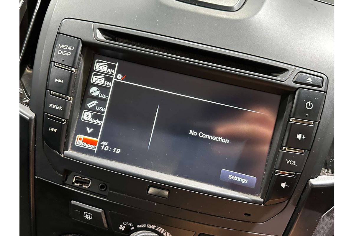 2019 Isuzu D-MAX SX  4X4