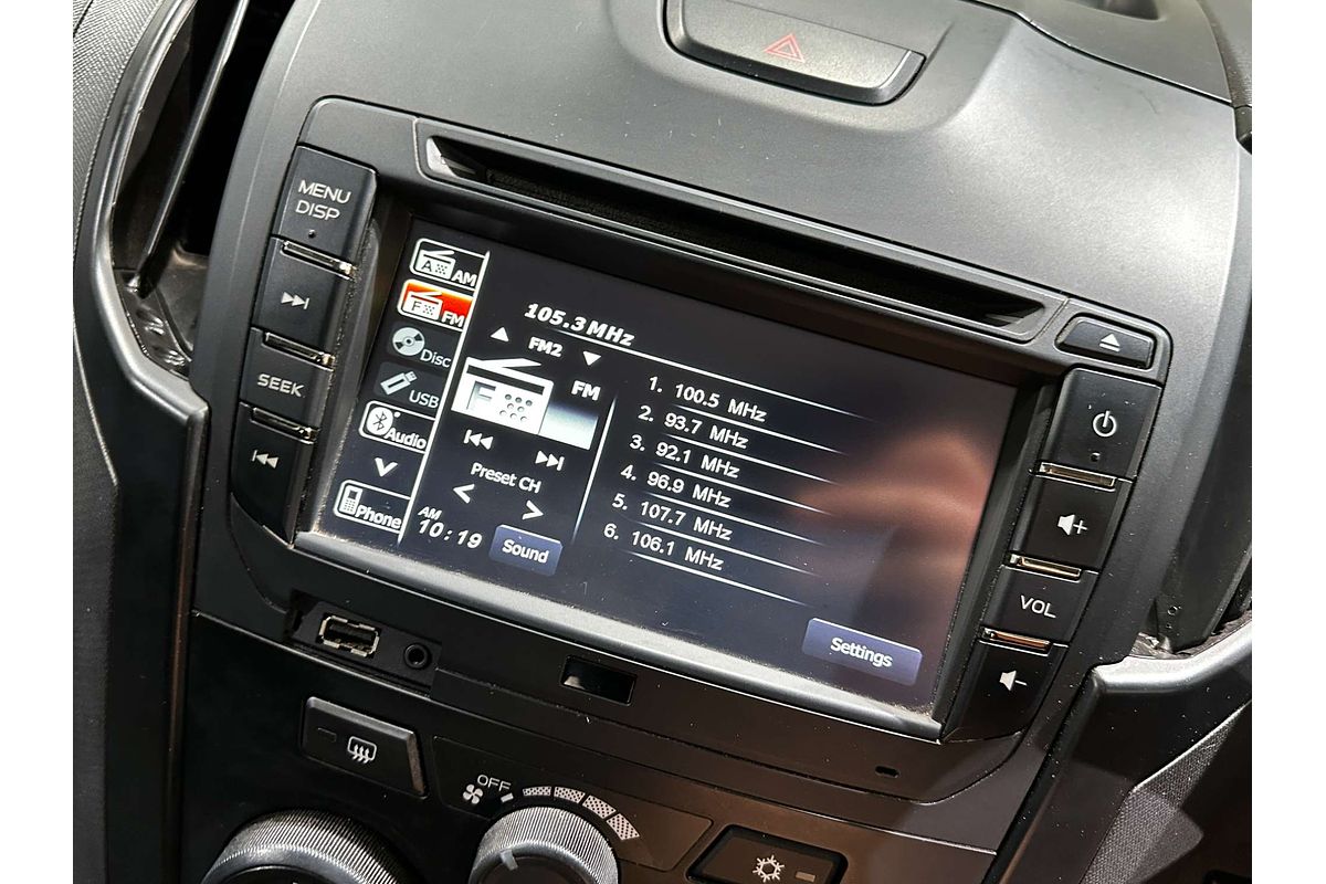 2019 Isuzu D-MAX SX  4X4