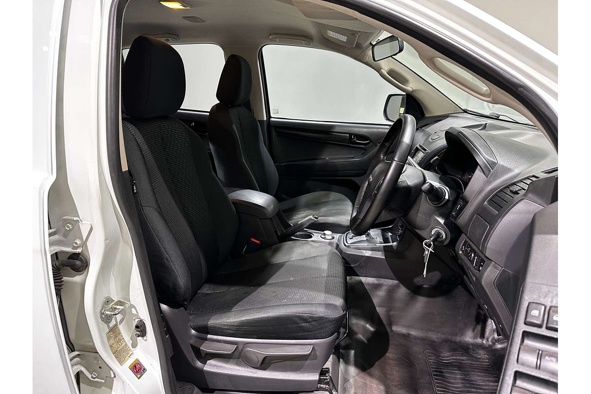 2019 Isuzu D-MAX SX  4X4