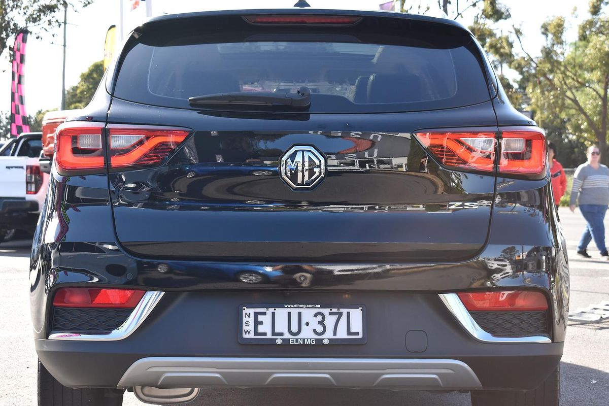 2020 MG ZS Essence AZS1