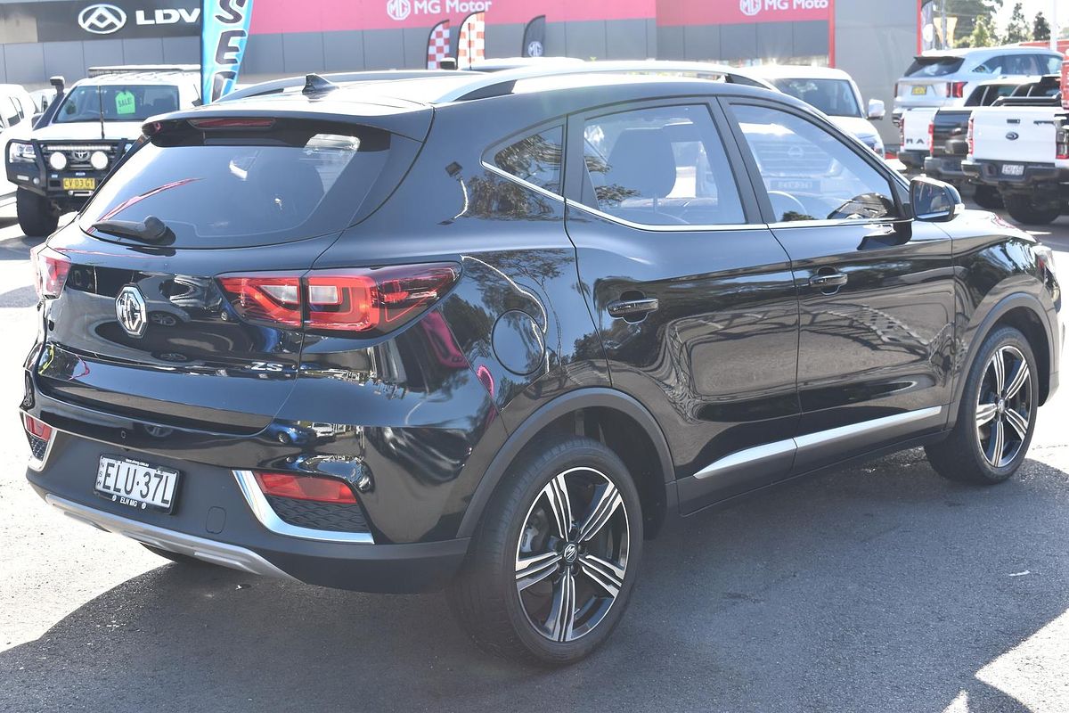2020 MG ZS Essence AZS1