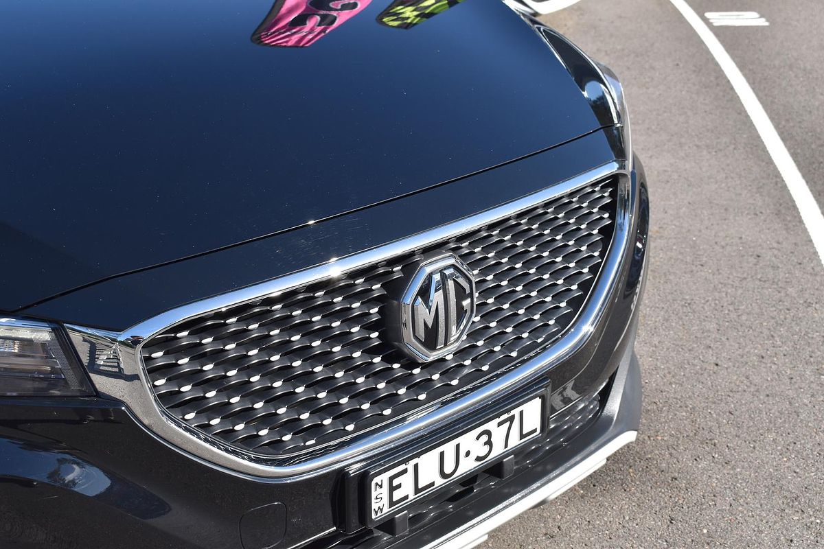 2020 MG ZS Essence AZS1