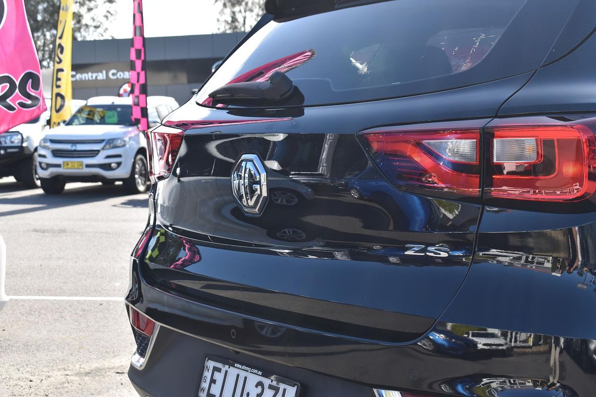 2020 MG ZS Essence AZS1