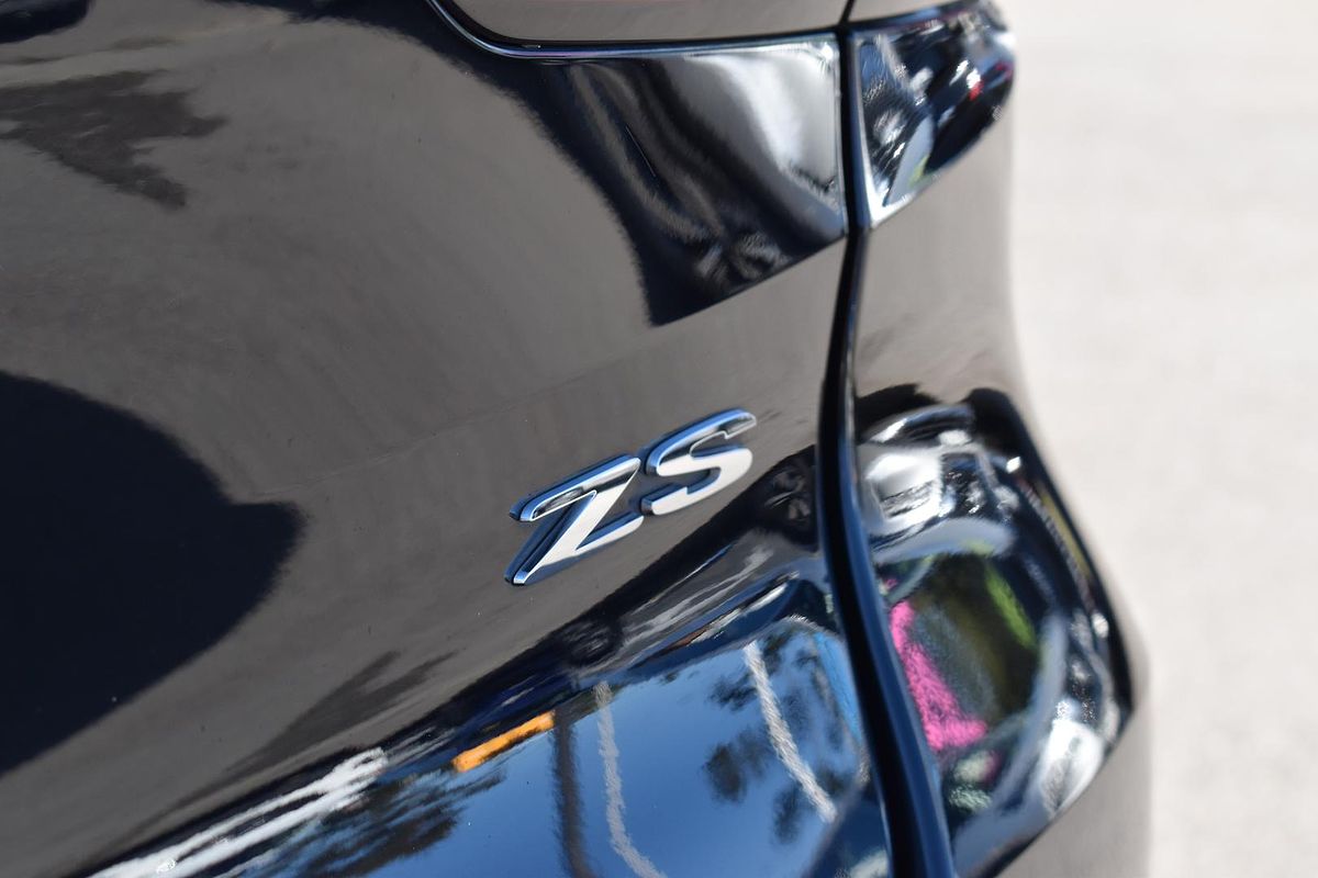 2020 MG ZS Essence AZS1