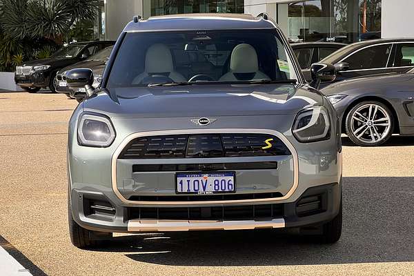 2025 MINI Countryman SE Favoured U25