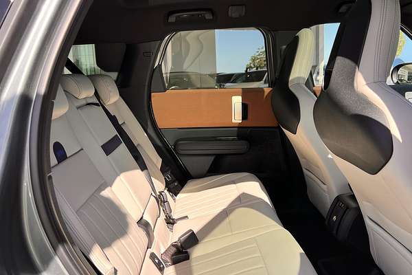 2025 MINI Countryman SE Favoured U25