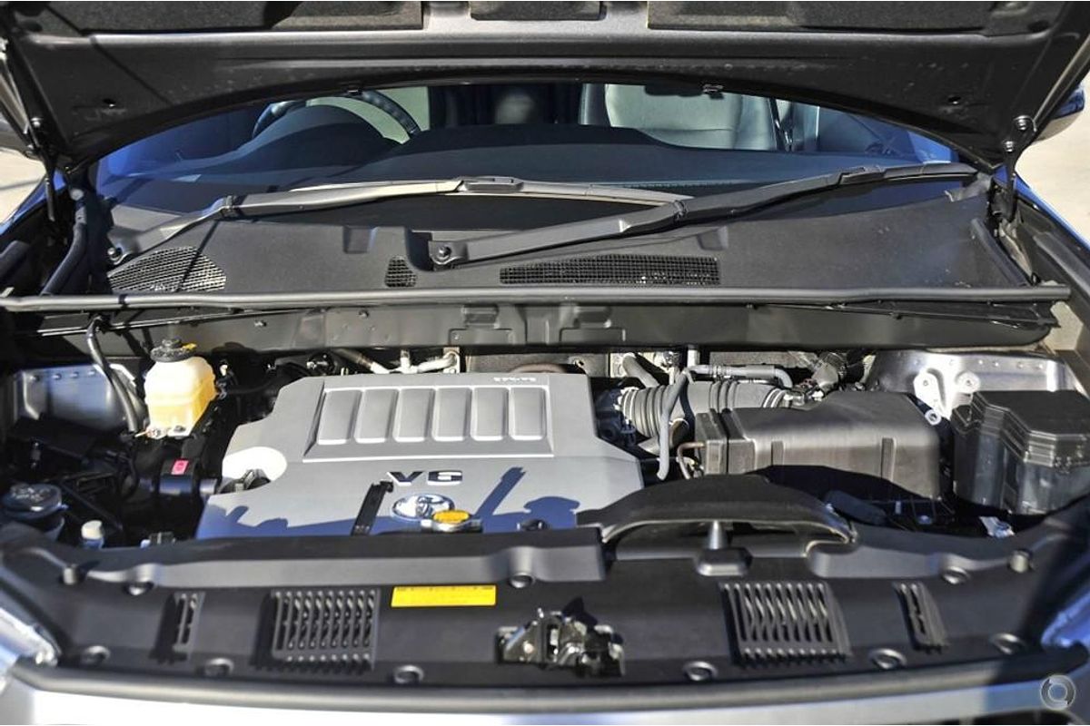 2013 Toyota Kluger Grande GSU45R