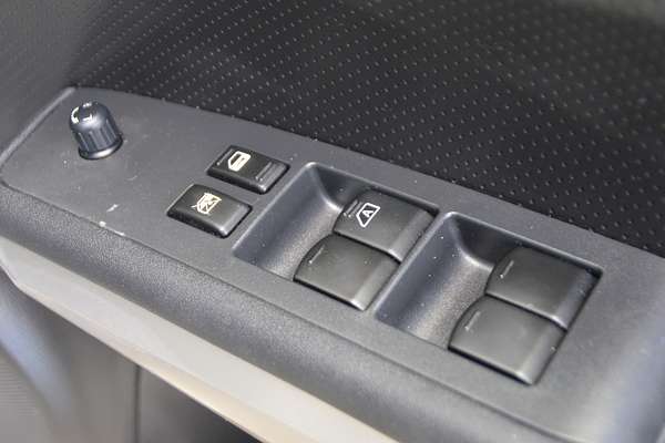 2012 Nissan X-TRAIL Ti T31