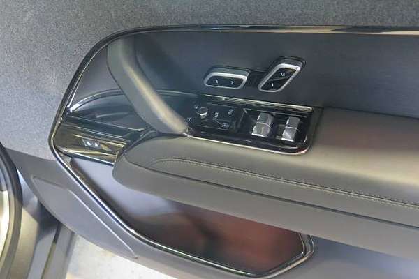 2023 Land Rover RANGE ROVER SPORT D250 SE