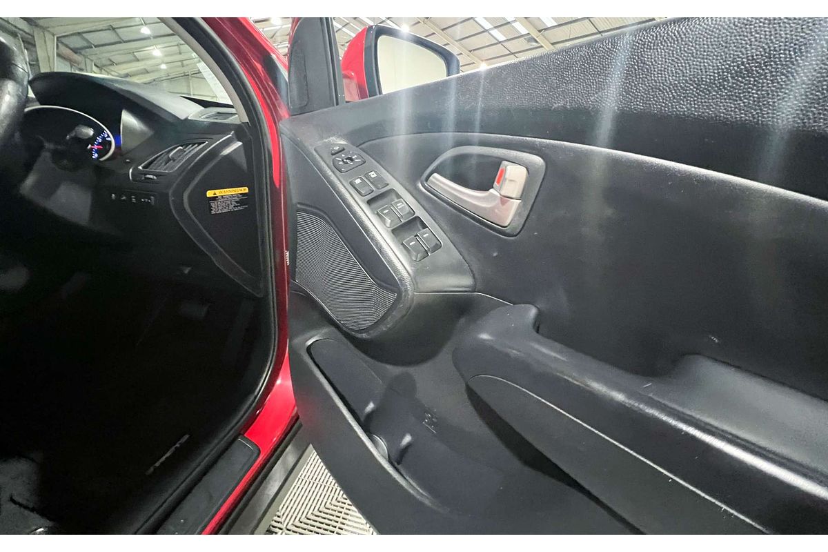 2013 Hyundai ix35 Highlander LM2