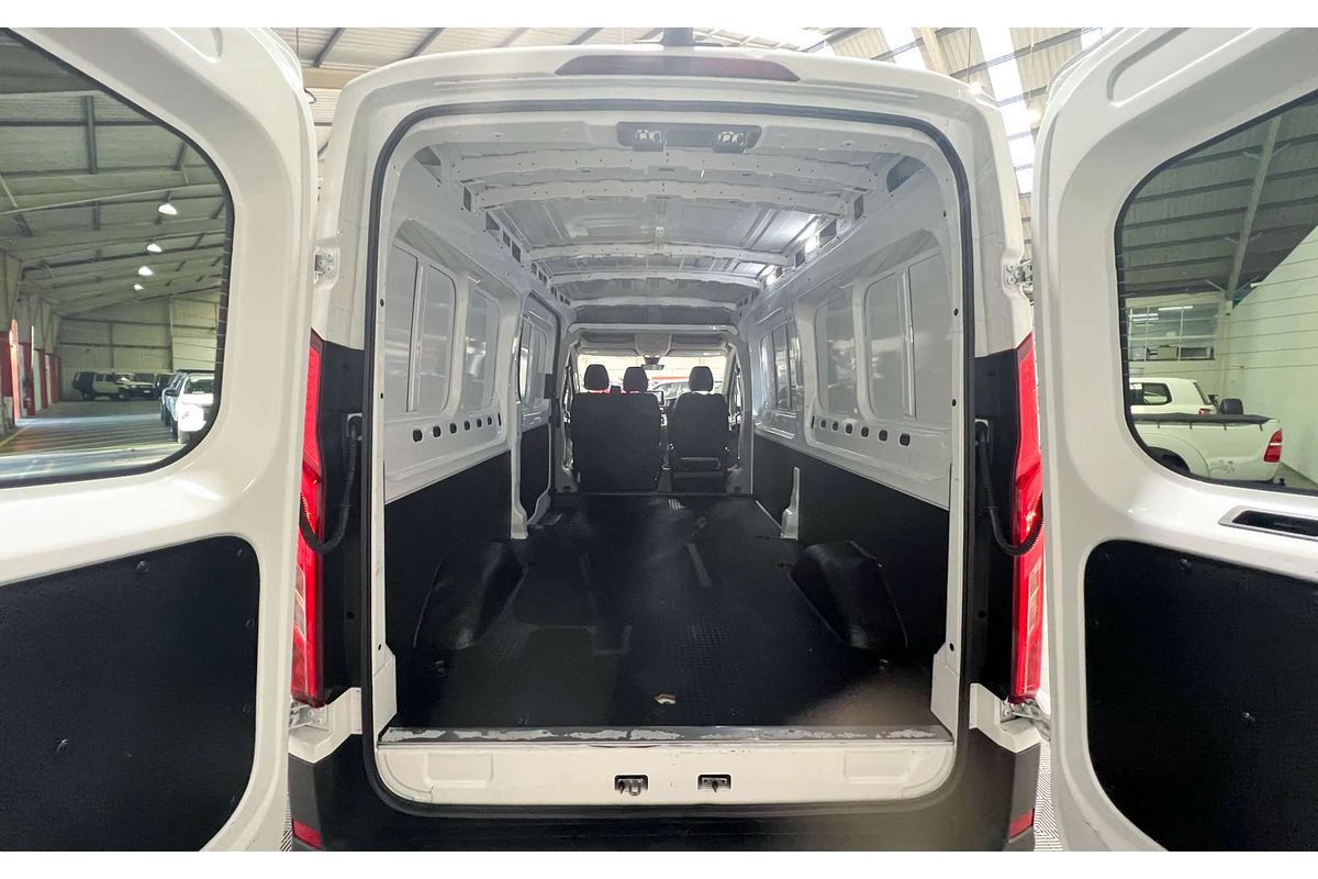 2021 LDV Deliver 9 LWB