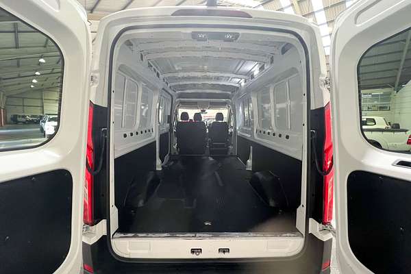 2021 LDV Deliver 9 LWB