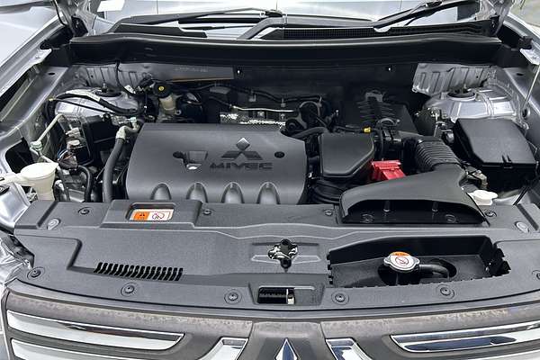 2012 Mitsubishi Outlander LS ZJ