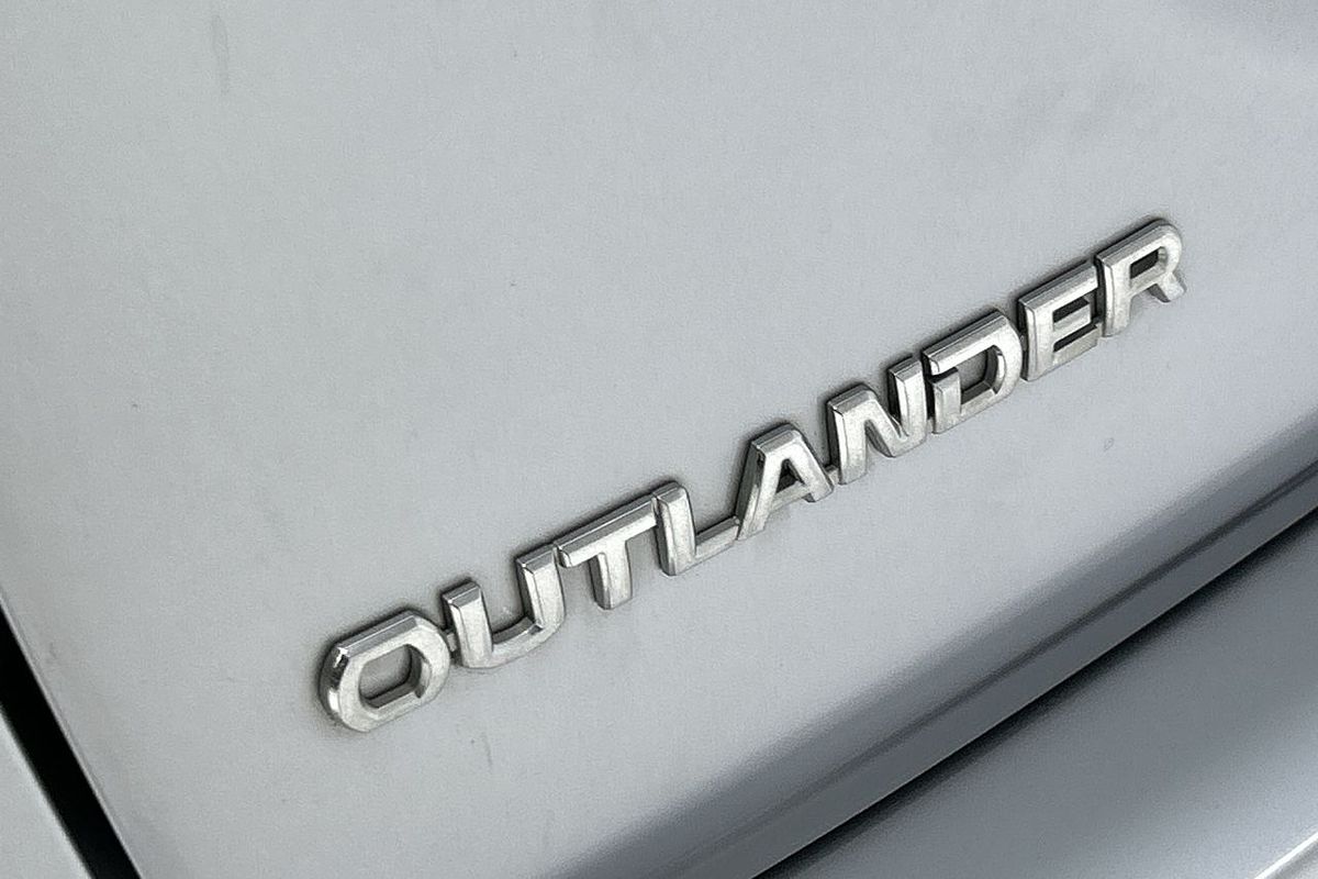 2012 Mitsubishi Outlander LS ZJ