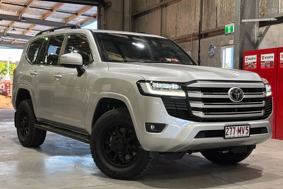 2022 Toyota Landcruiser VX FJA300R