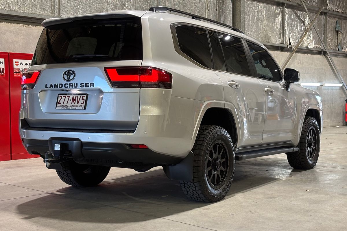 2022 Toyota Landcruiser VX FJA300R