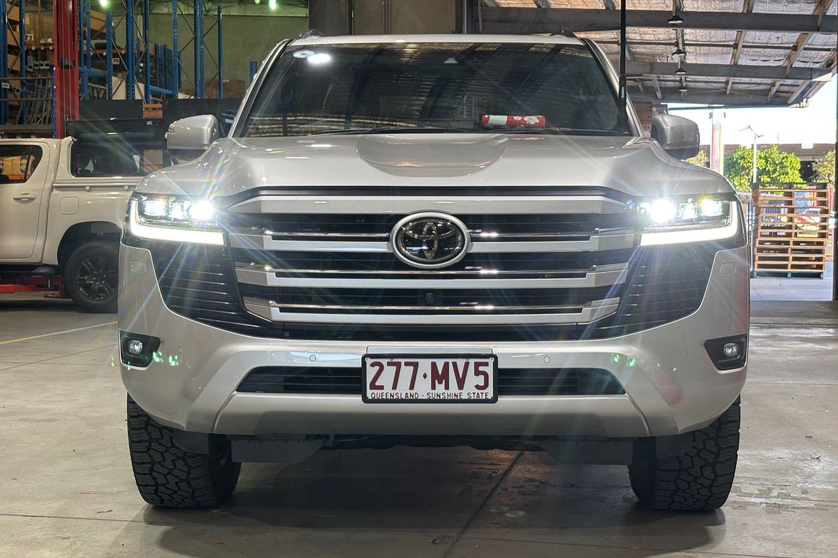 2022 Toyota Landcruiser VX FJA300R