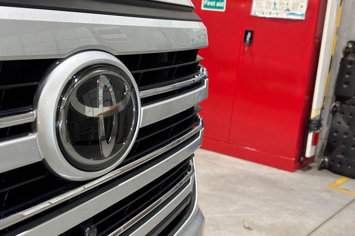 2022 Toyota Landcruiser VX FJA300R
