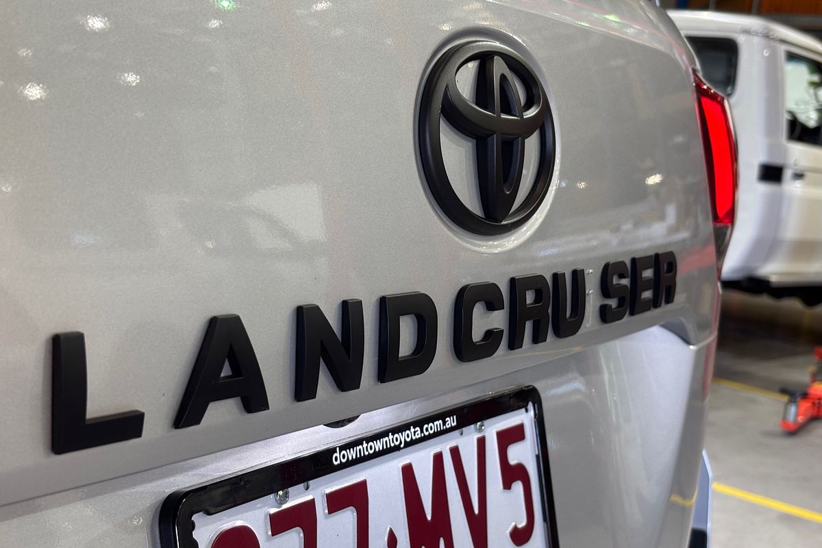2022 Toyota Landcruiser VX FJA300R