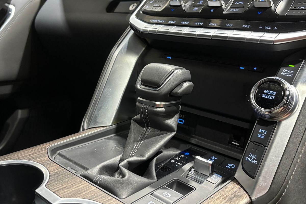2022 Toyota Landcruiser VX FJA300R