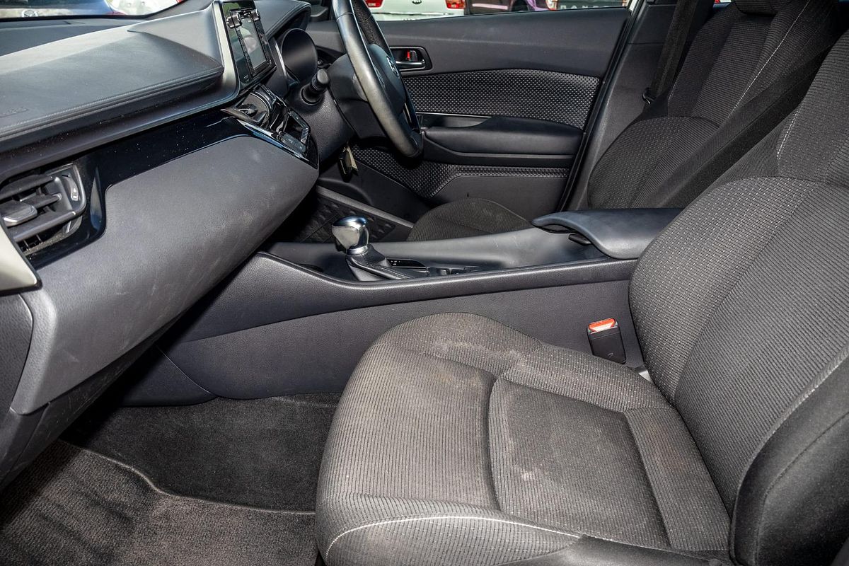 2018 Toyota C-HR NGX10R