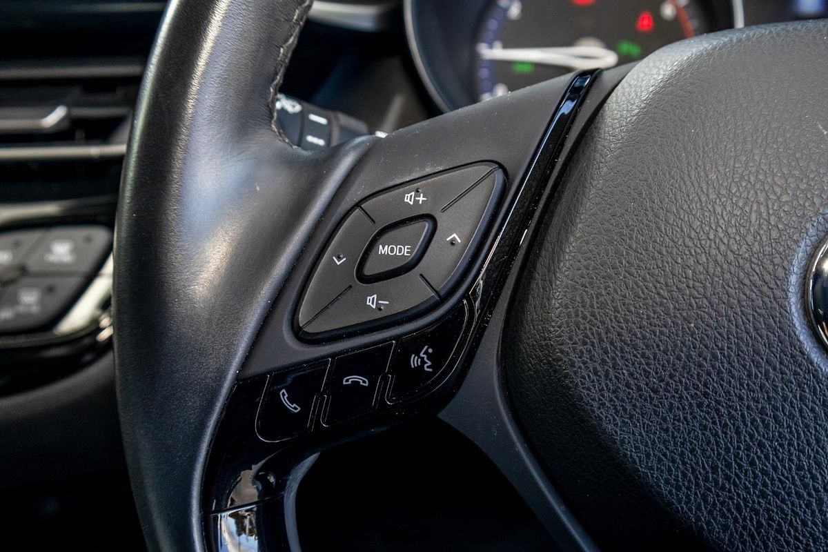 2018 Toyota C-HR NGX10R