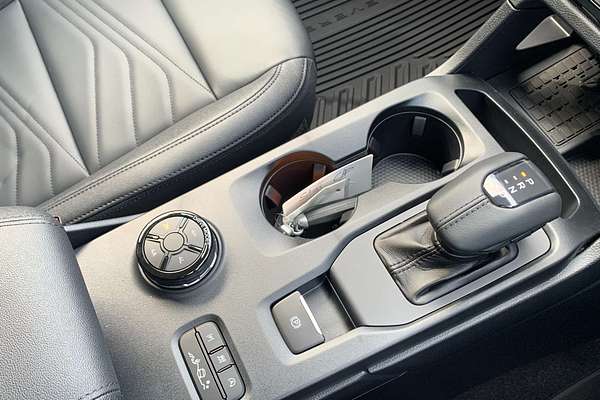 2024 Ford Everest Ambiente  2.0L