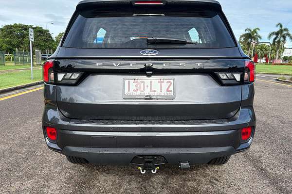 2024 Ford Everest Ambiente  2.0L